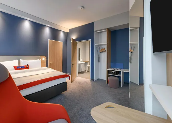 Express - By Ihg