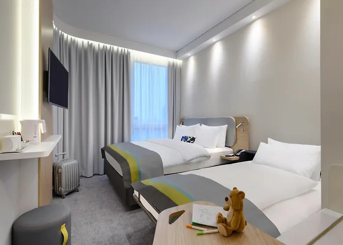 Express - By Ihg 3*