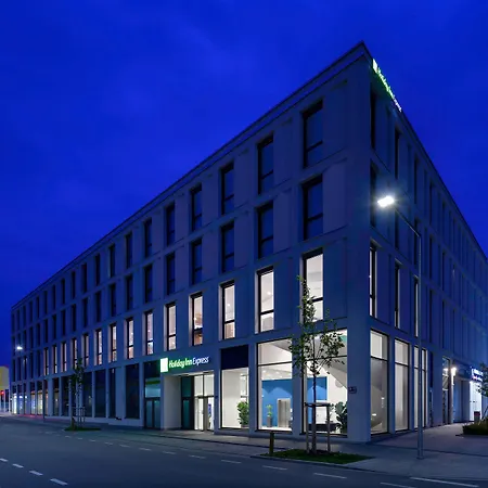 Express - By Ihg