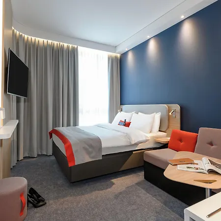 Express - By Ihg