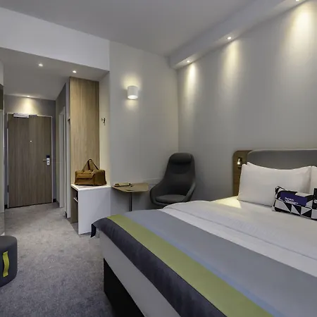 Express - By Ihg فندق