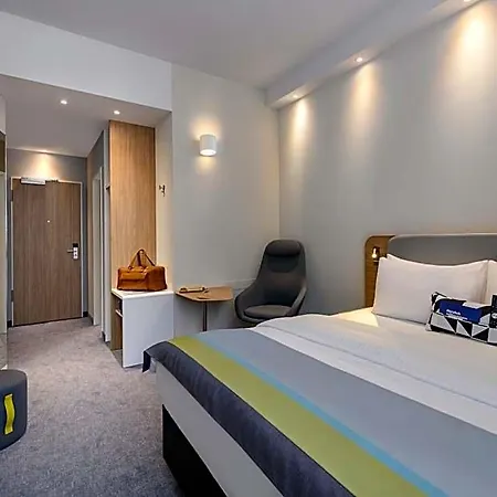 Hotel Express - By Ihg Řezno