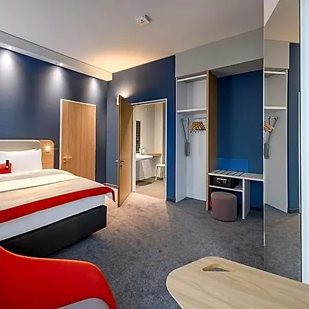 Express - By Ihg Hotell
