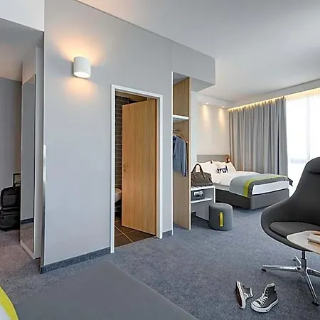 Hotell Express - By Ihg 3*