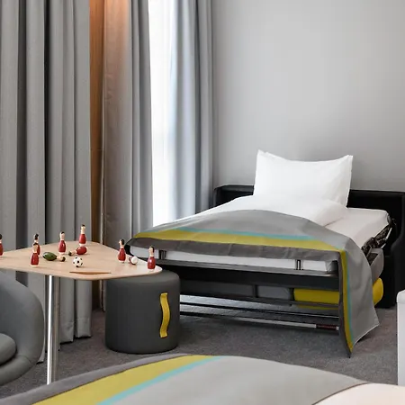 Express - By Ihg רגנסבורג