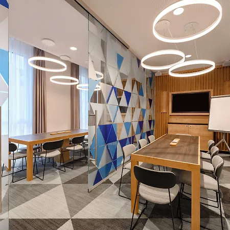 Express - By Ihg מלון 3*